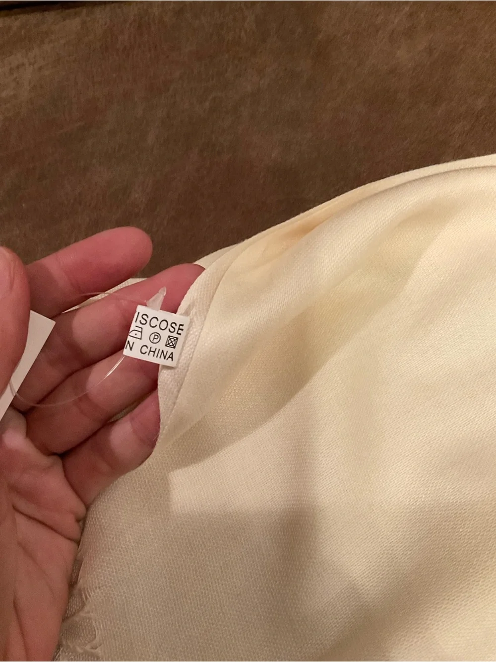 N/A lightweight cream
